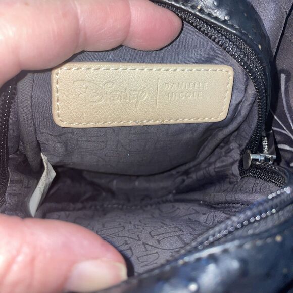 Danielle Nicole Snow White Crossbody Purse EUC - Picture 10 of 11